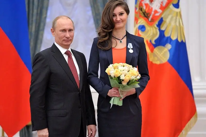 Анастасия Попова и Владимир Путин