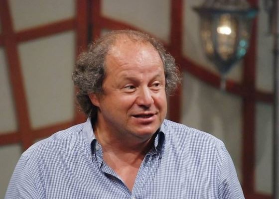 Режиссер Дмитрий Астрахан